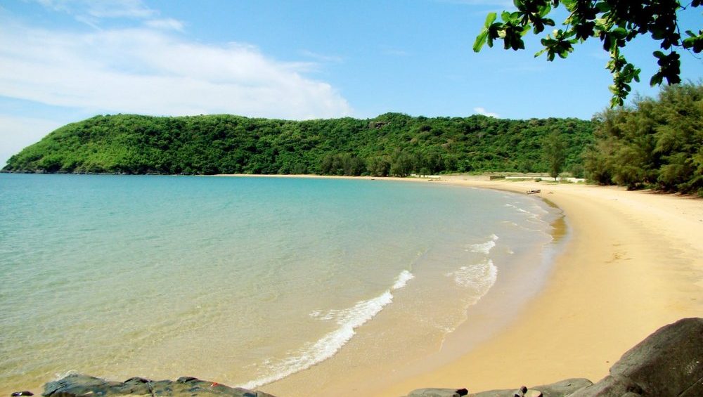 Dam Trau Beach in Con Dao - Attractions in Con Dao Island